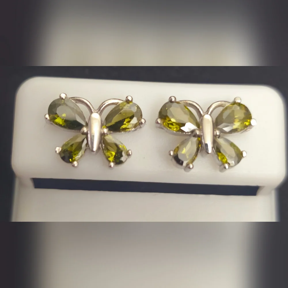 925 Sterling Silver Green Gem Stones Butterfly/ Dragonfly Post Back Earrings NEW